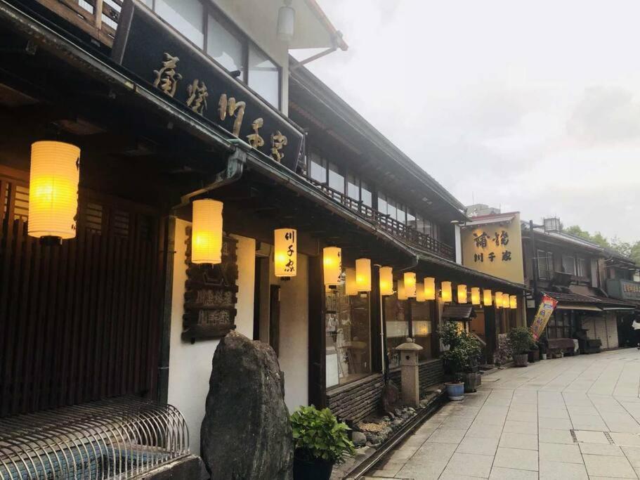 Jinghouse小岩 Direct To Shinjuku/Airport/Close To Station Präfektur Tokio Exterior foto